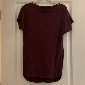 Lululemon side slit tee